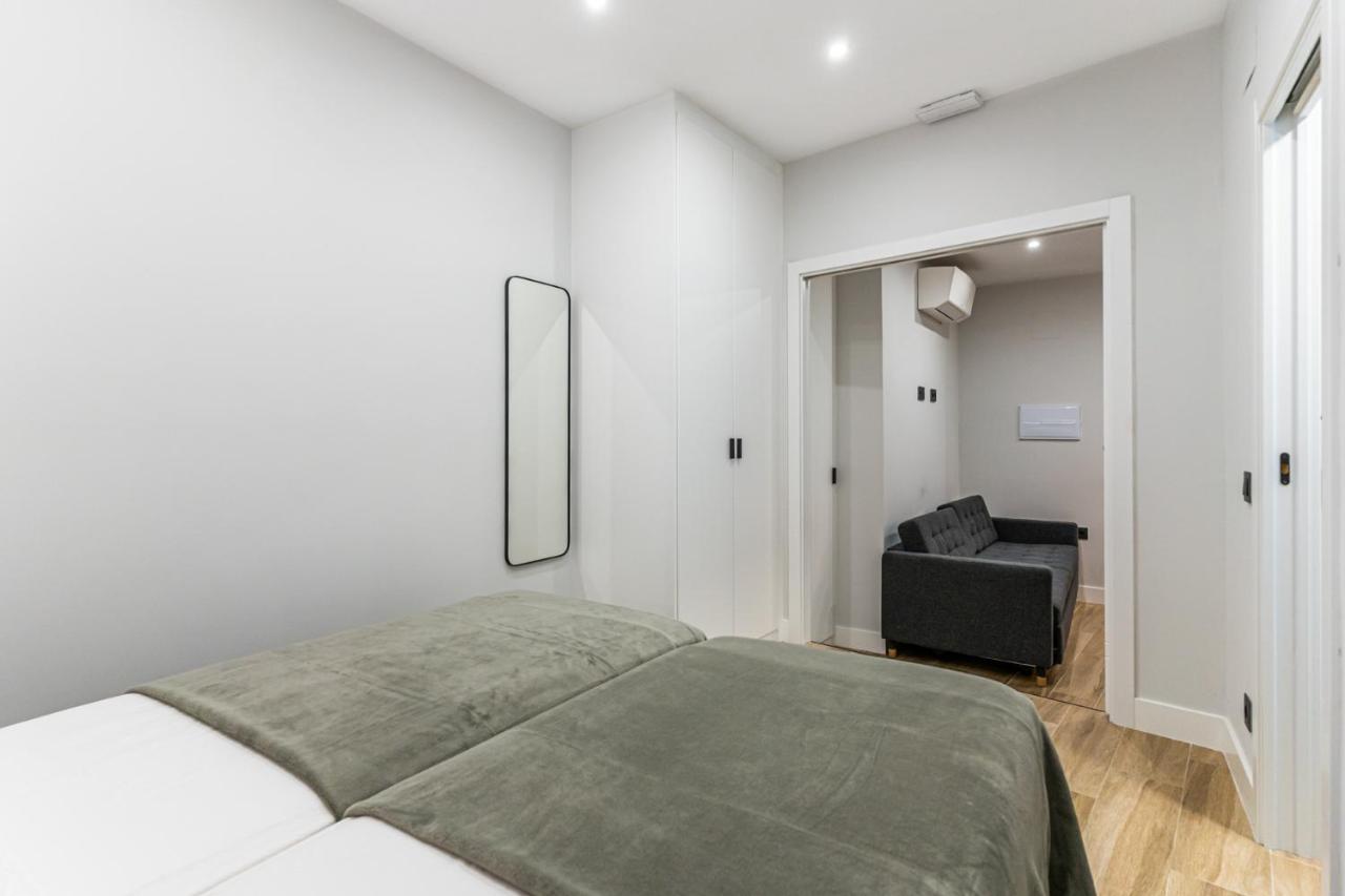 Vr Latina Apartments Мадрид Екстериор снимка